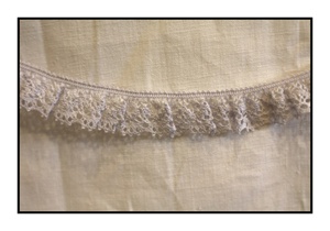 Woven Lavender Lace Trim with Scalloped Edges 20mm